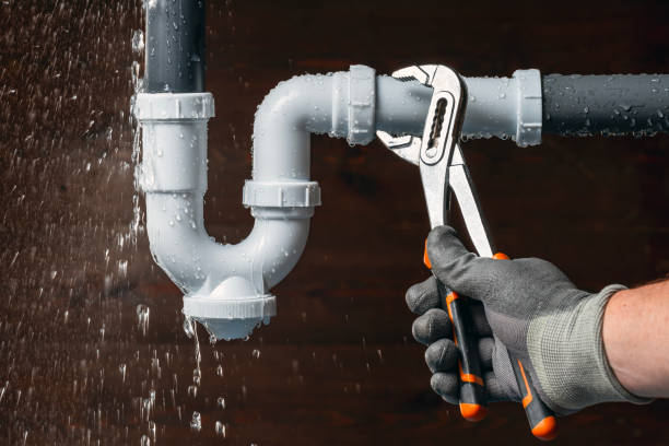 Professional Gas Line Repair technician working in Media, PA